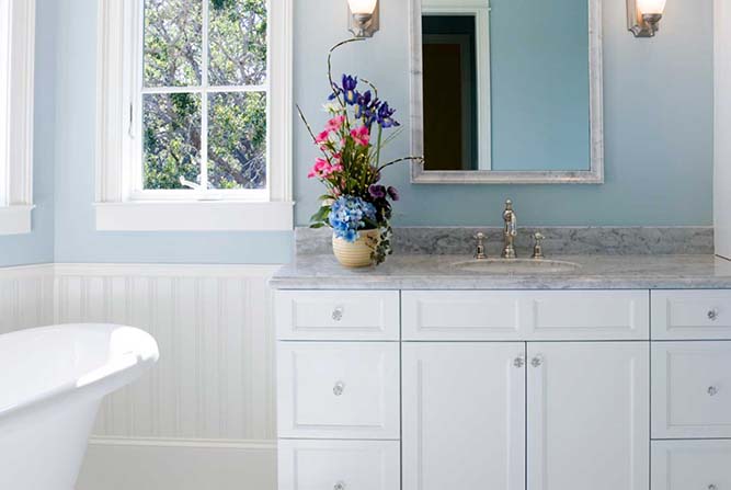 white bathroom vanity