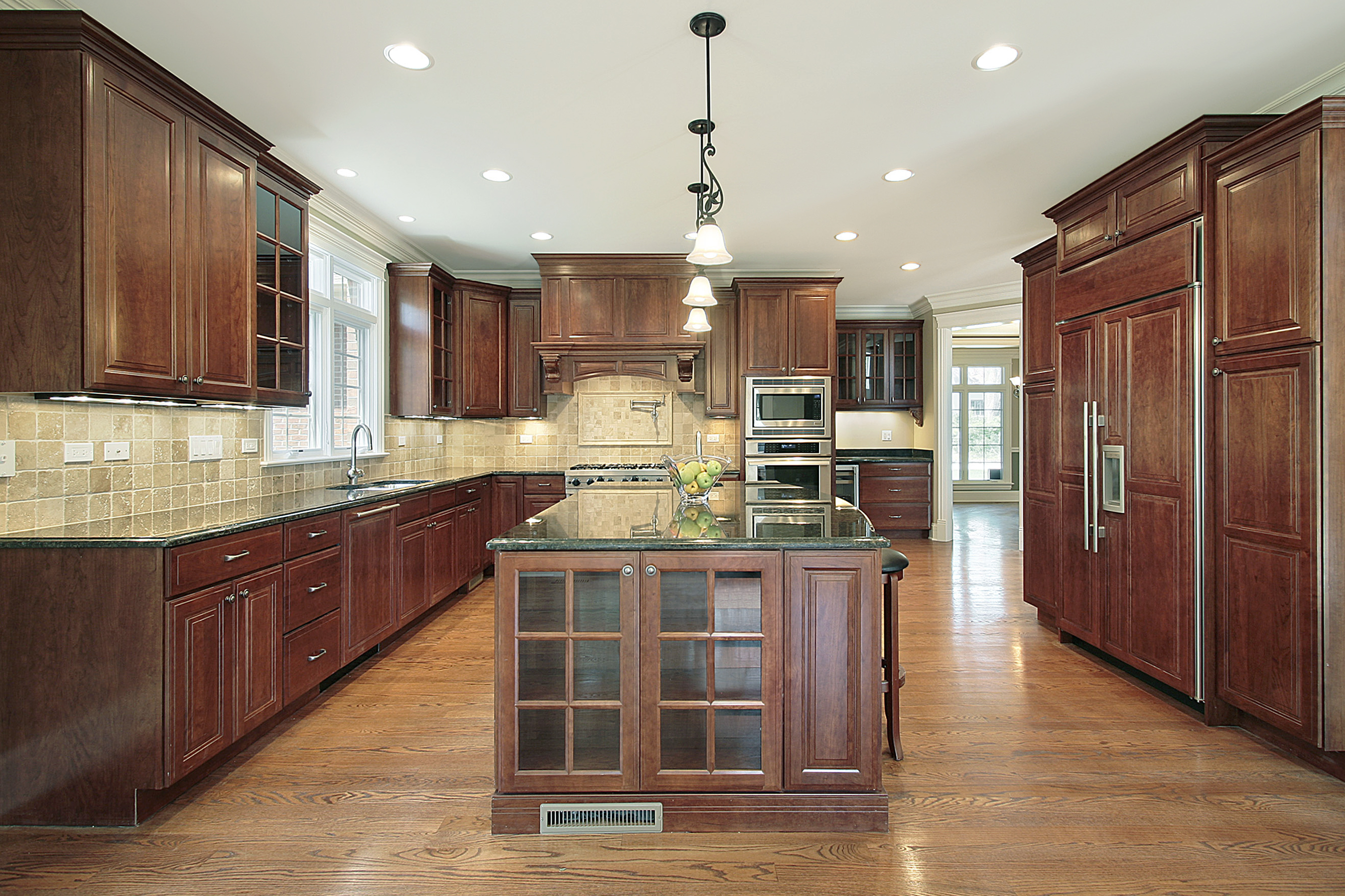 traditional style kitchen